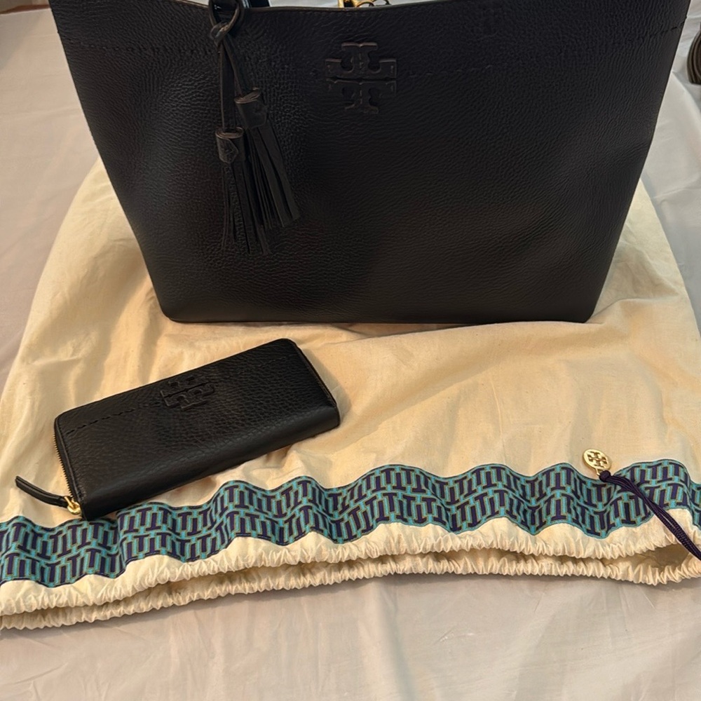 Tory Burch Black McGraw Tote Bag Wallet set with Dust Bag